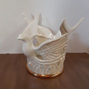 Ceramic Candle Holder Gold Trim Bottom 2 Doves Wings Interwoven 8"x8"